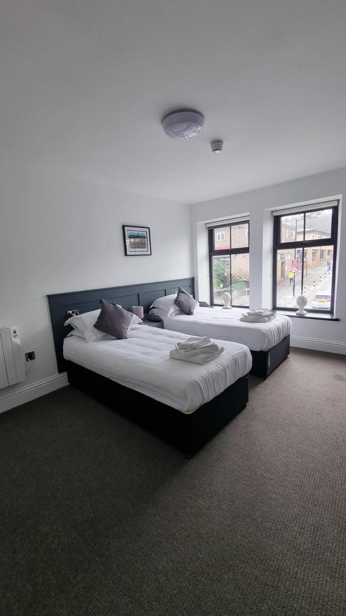 The Friendship Hotel Stocksbridge  المظهر الخارجي الصورة