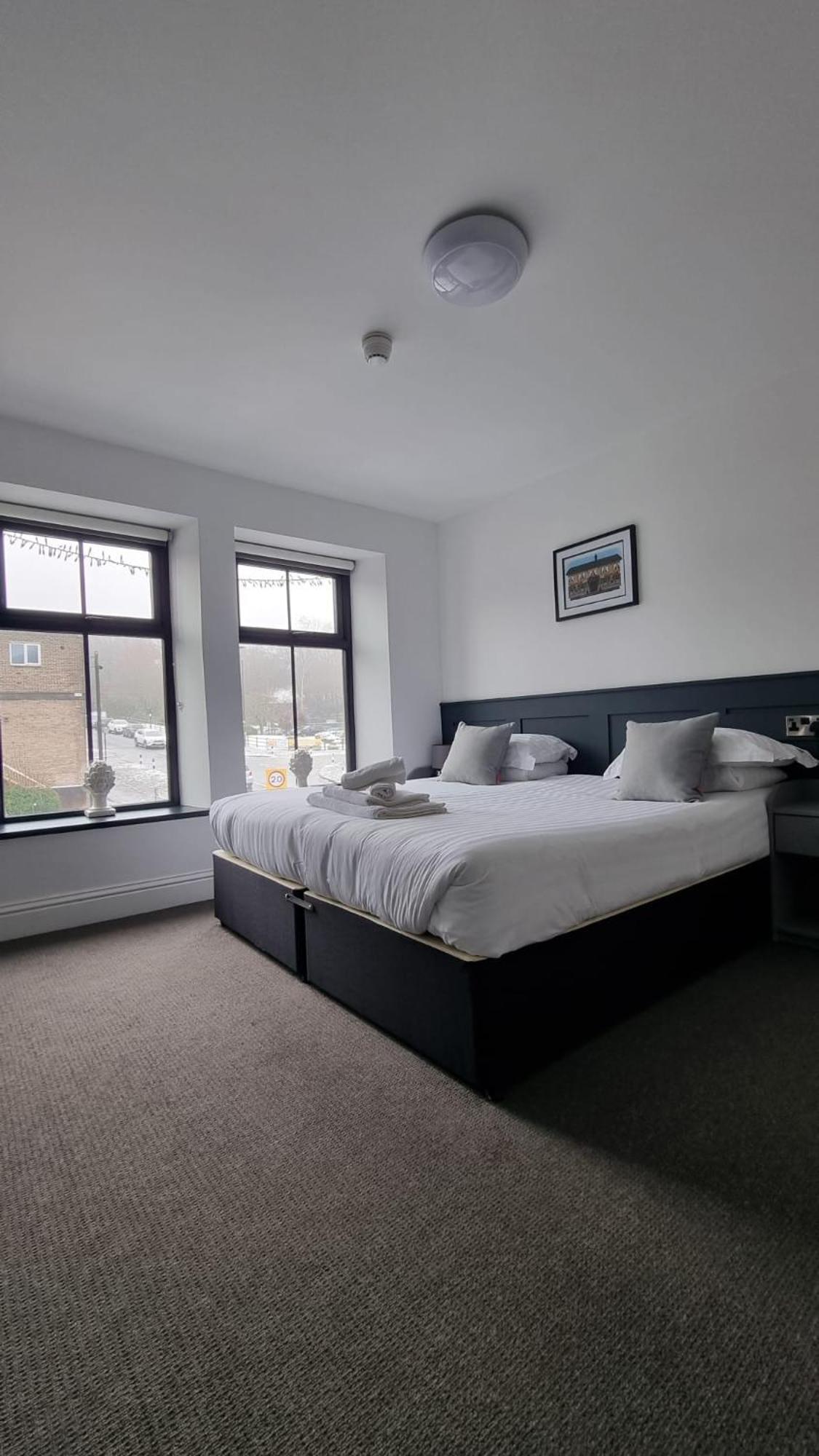 The Friendship Hotel Stocksbridge  المظهر الخارجي الصورة